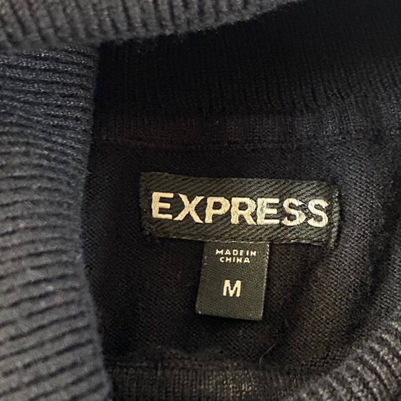 Express Textured Design Turtleneck Sweater Womens Medium Black Soft Empire Waist - Picture 6 of 12